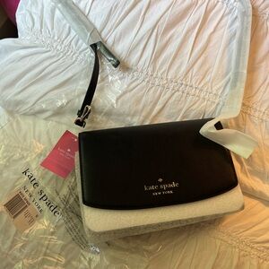 Kate Spade black convertible crossbody WKR00119